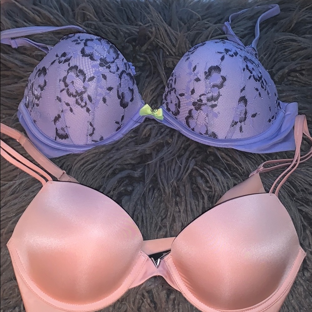 Bundle of Victoria secret bras.